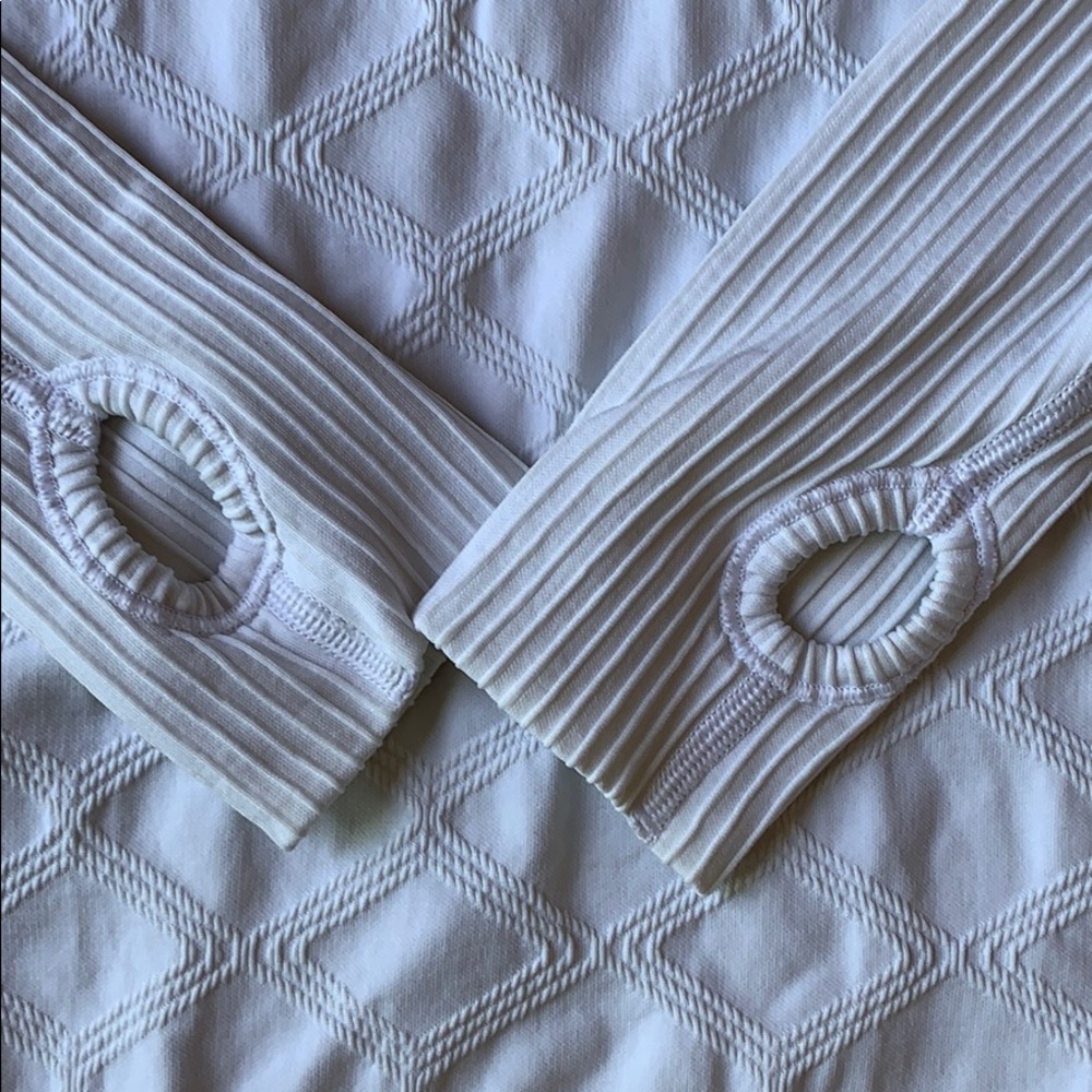 Lululemon Rest less Pullover LS  white sz 8 - Picture 5 of 8